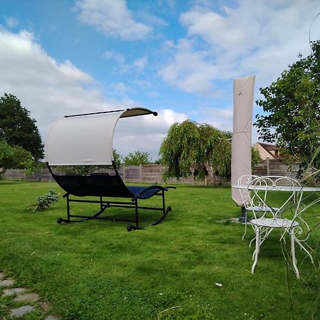 Villa Le Cocon Des Layes à Les Essarts-le-Roi Extérieur photo